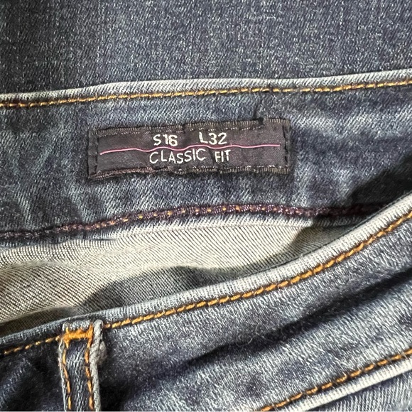 Vigoss women Dark blue bootcut straight classic fit jean style Jagger Sz 16S - Picture 10 of 15